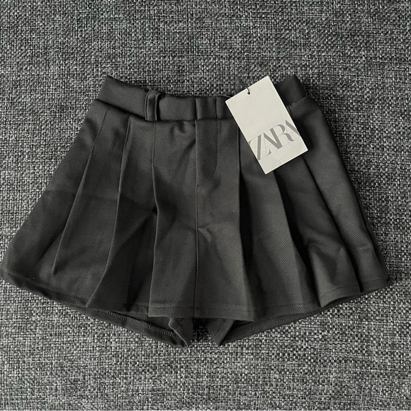 NWT Zara Girl’s Black Pleated Skort Size 6 - Picture 1 of 7